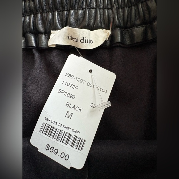 Idem Ditto faux leather shorts - Picture 4 of 7